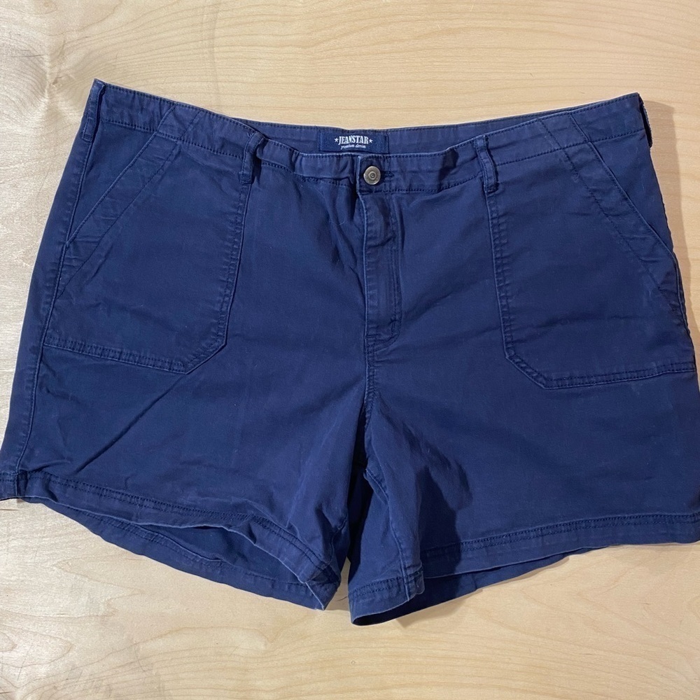 Jeanstar Shorts 22W (IC)